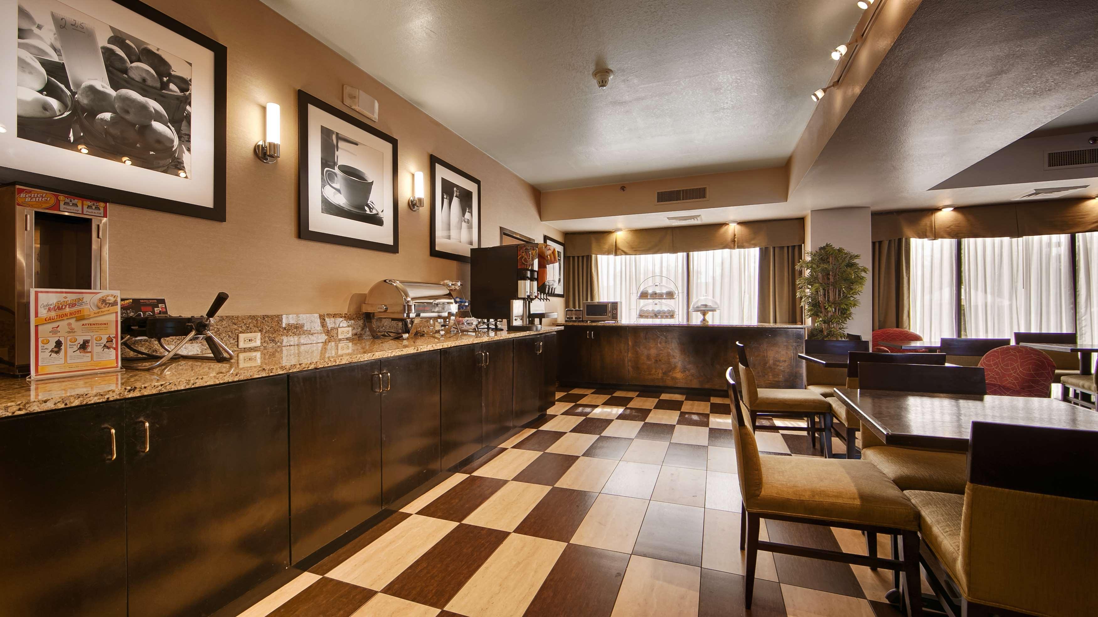 Best Western Plus Меса Экстерьер фото